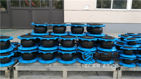 新型球墨法兰橡胶软接头发往北京大兴机场 新型球墨法兰橡胶软接头发往北京大兴机场