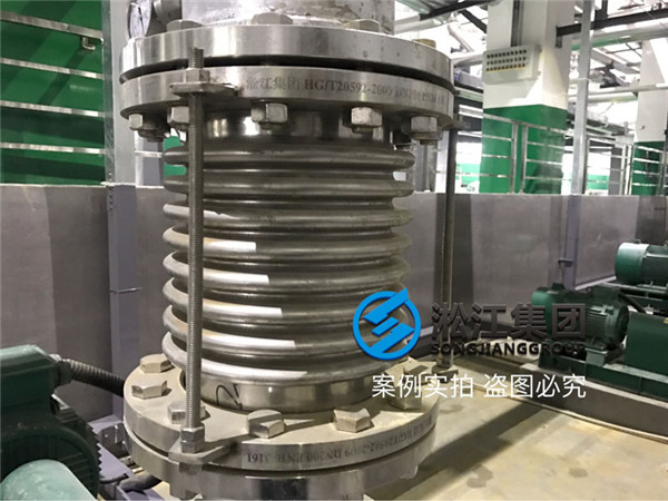 DN200波纹补偿器 PN16 316L 现场检测 DN200波纹补偿器 PN16 316L 现场检测