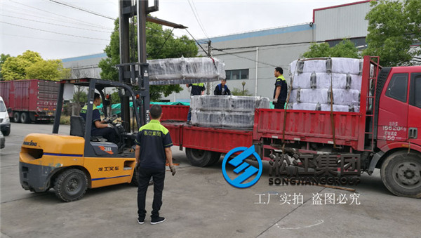 大口径橡胶软接头发往上海竹园污水处理厂 大口径橡胶软接头发往上海竹园污水处理厂